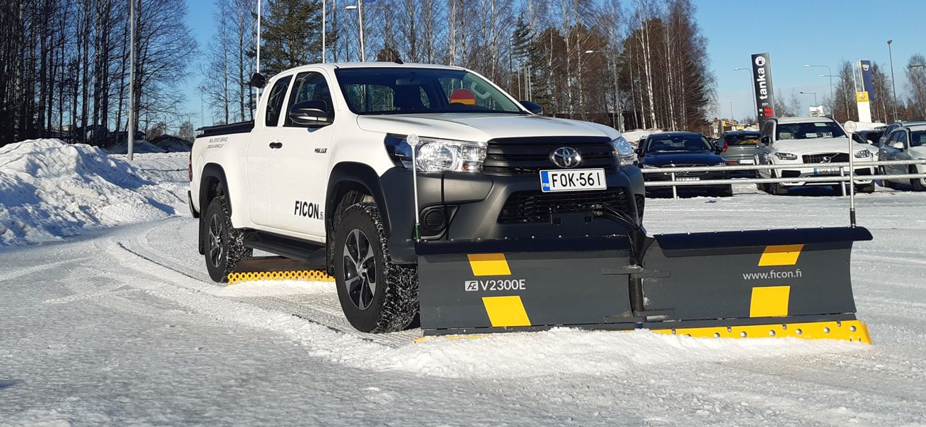 Ficon snow removal and slip prevention system for SUVs