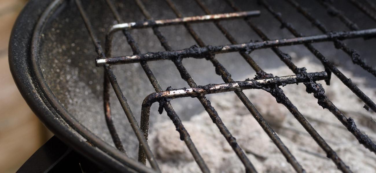 cleaning a grill