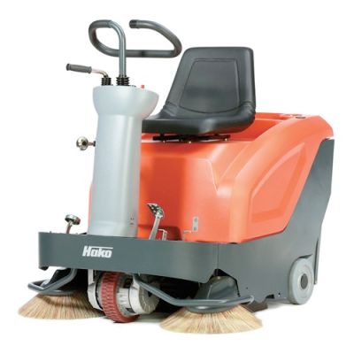 Hako Sweepmaster B800R ride-on tipa slaucītājs (Sērijas nr.   )